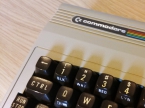 Dettaglio logo Commodore